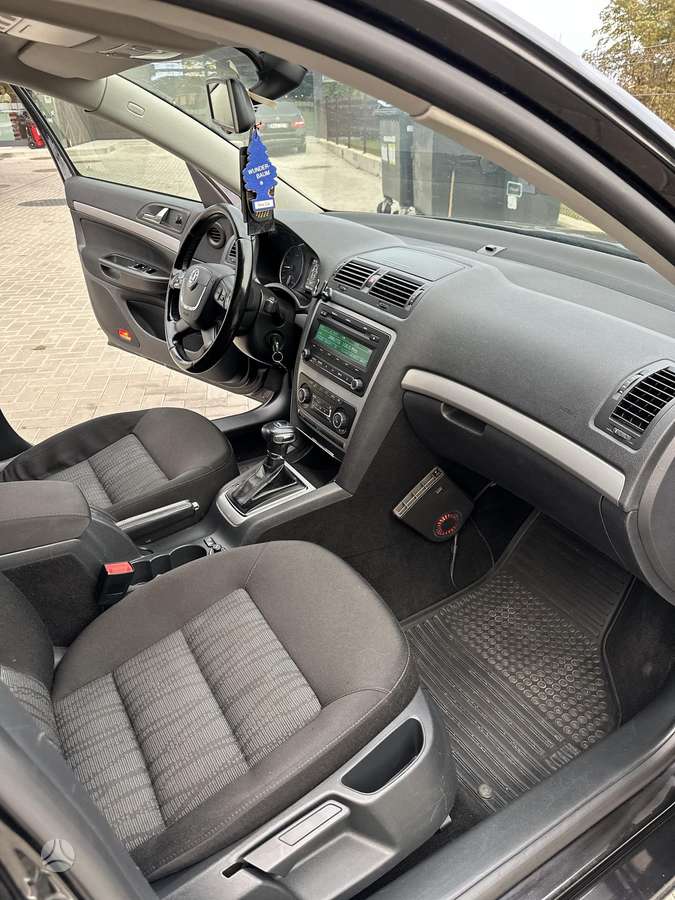 Škoda Octavia - 11