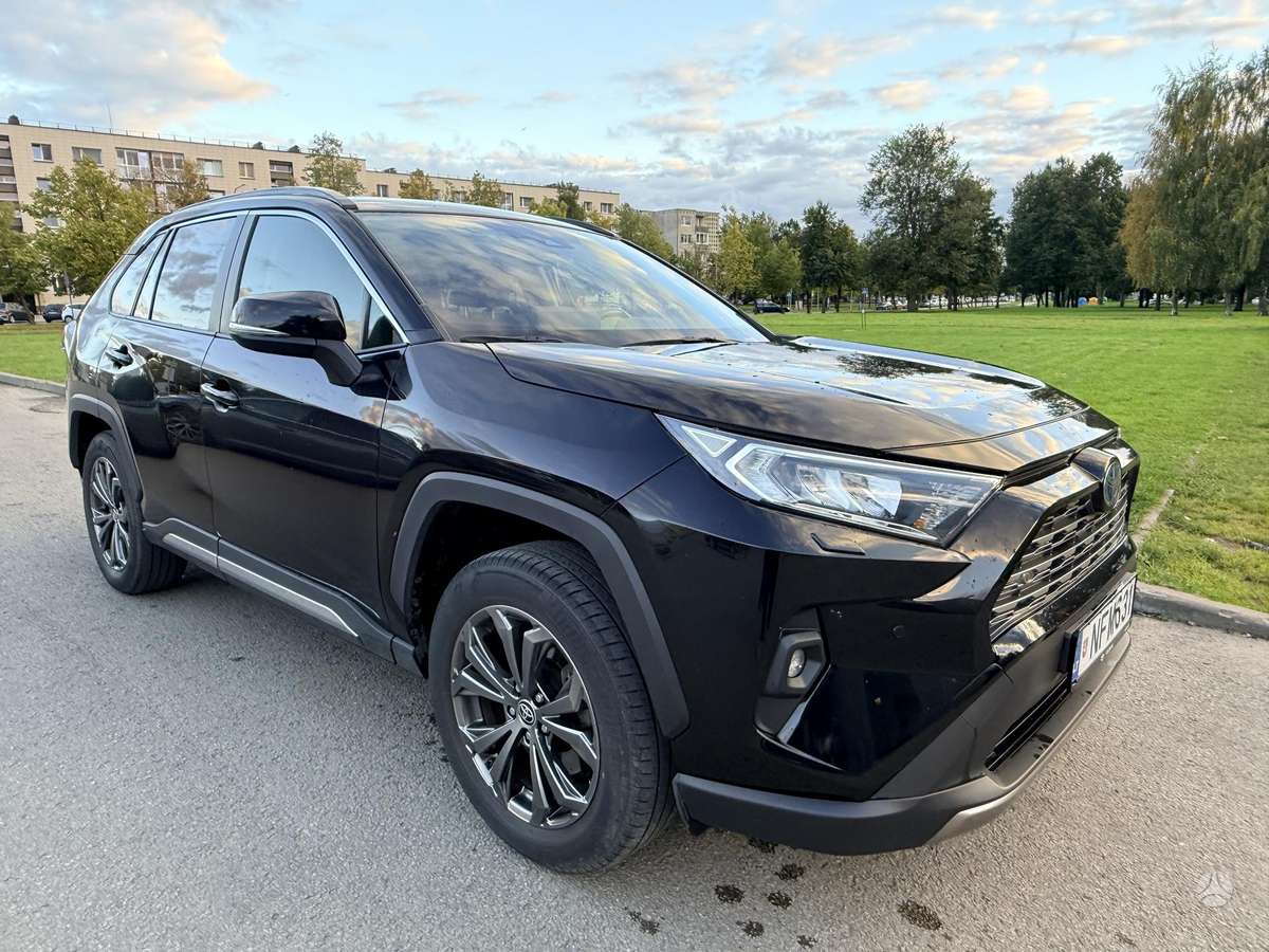 Toyota RAV4 - 6