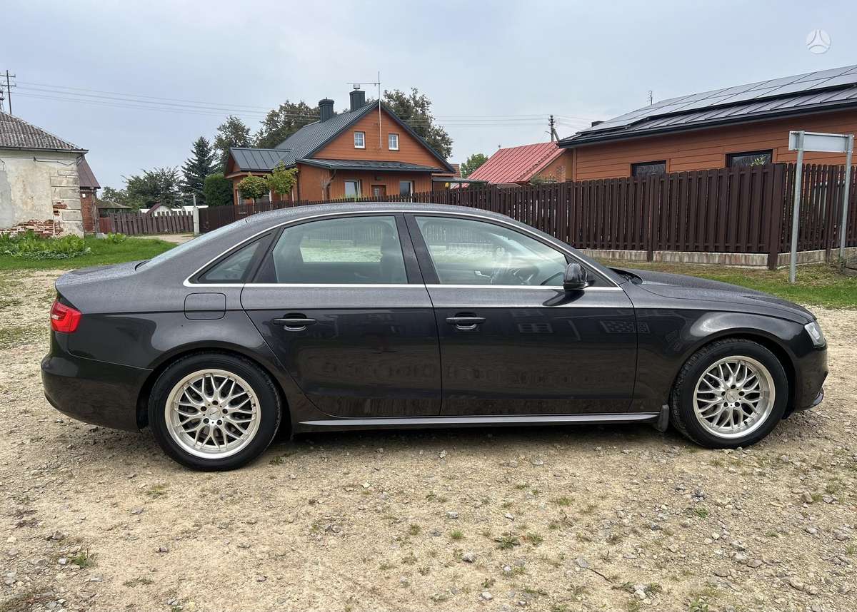 Audi A4, 2.0 l., sedanas