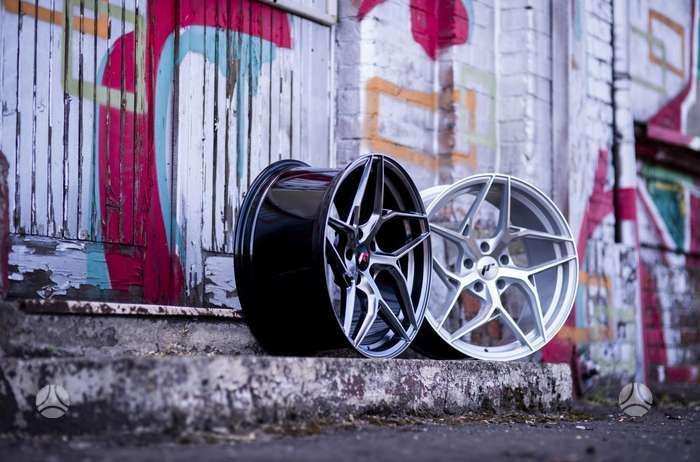 Japan Racing JR35 Hyper Black, легкосплавные , R19