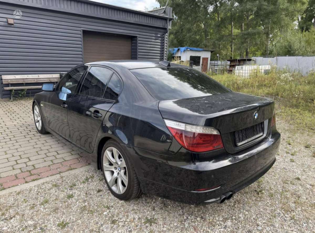 BMW 535, 3.0 l., Седан