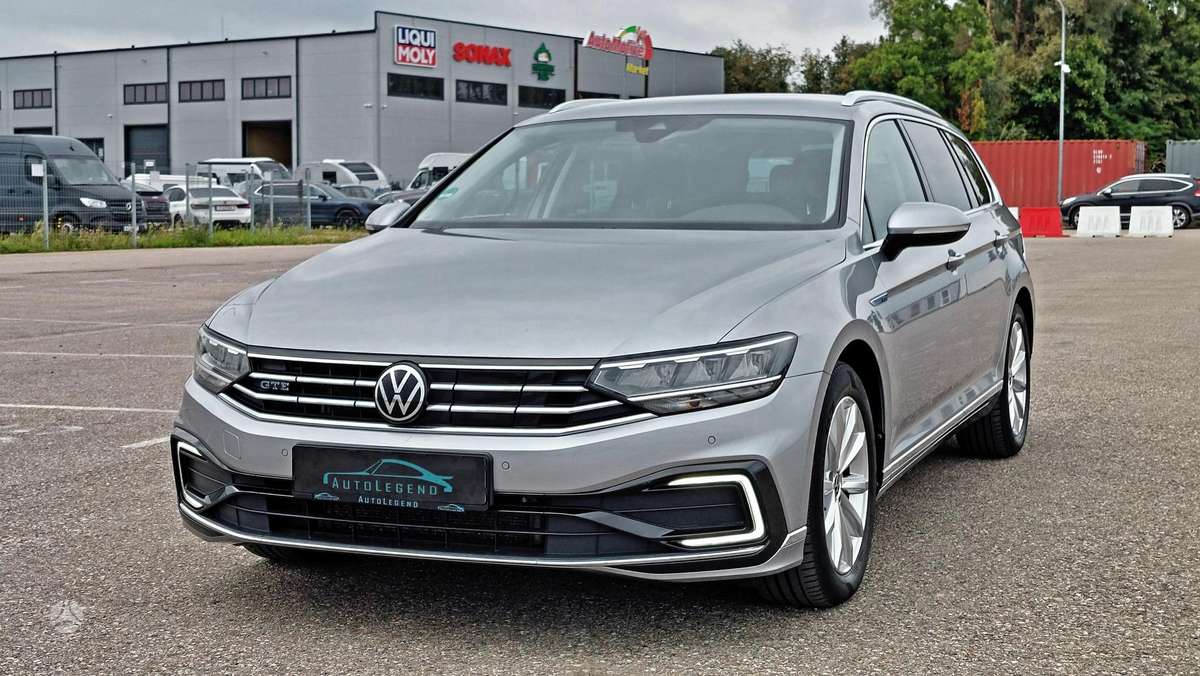 Volkswagen Passat - 3