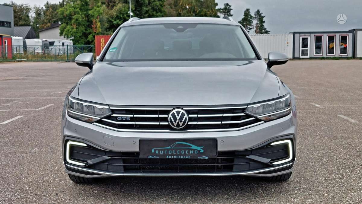 Volkswagen Passat - 6