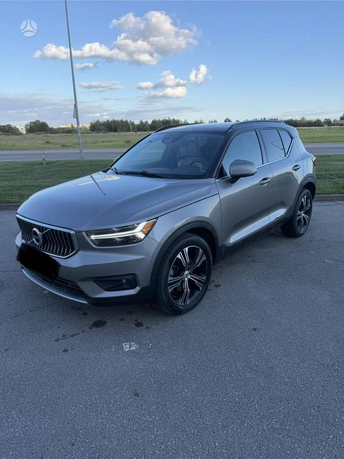 Volvo XC40 - 3