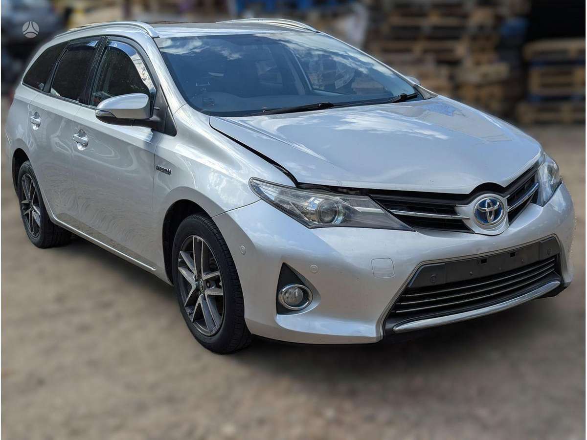 Toyota Auris variklis
