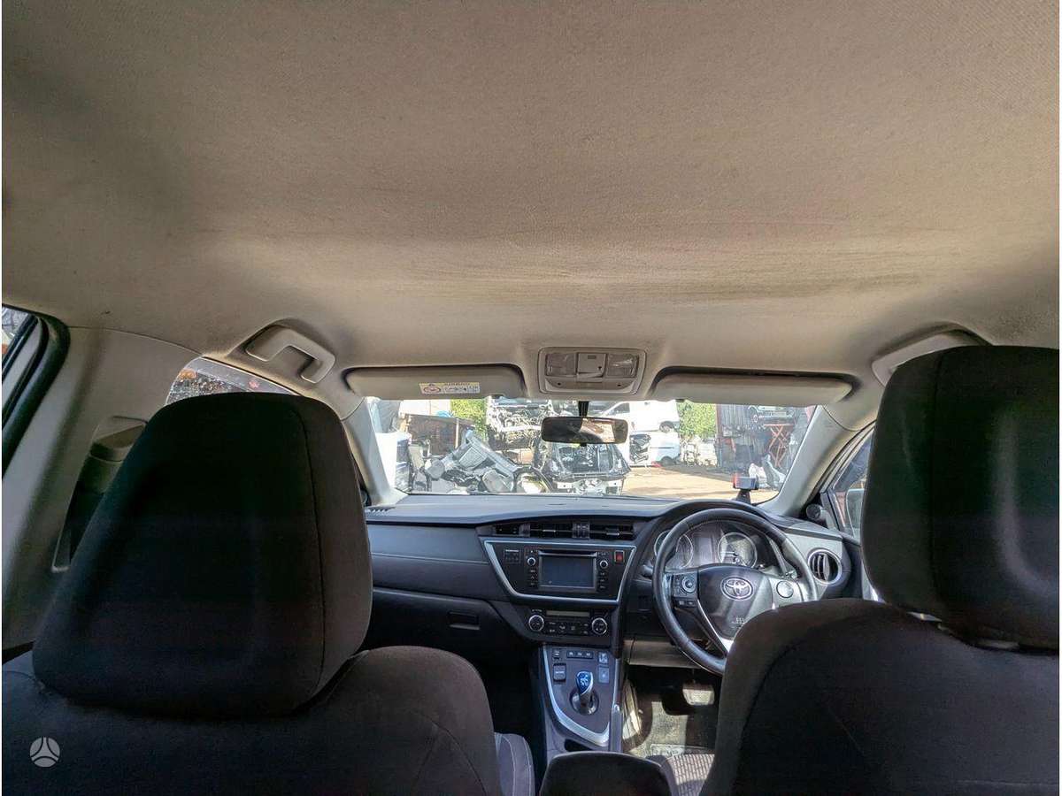 Toyota Auris variklis