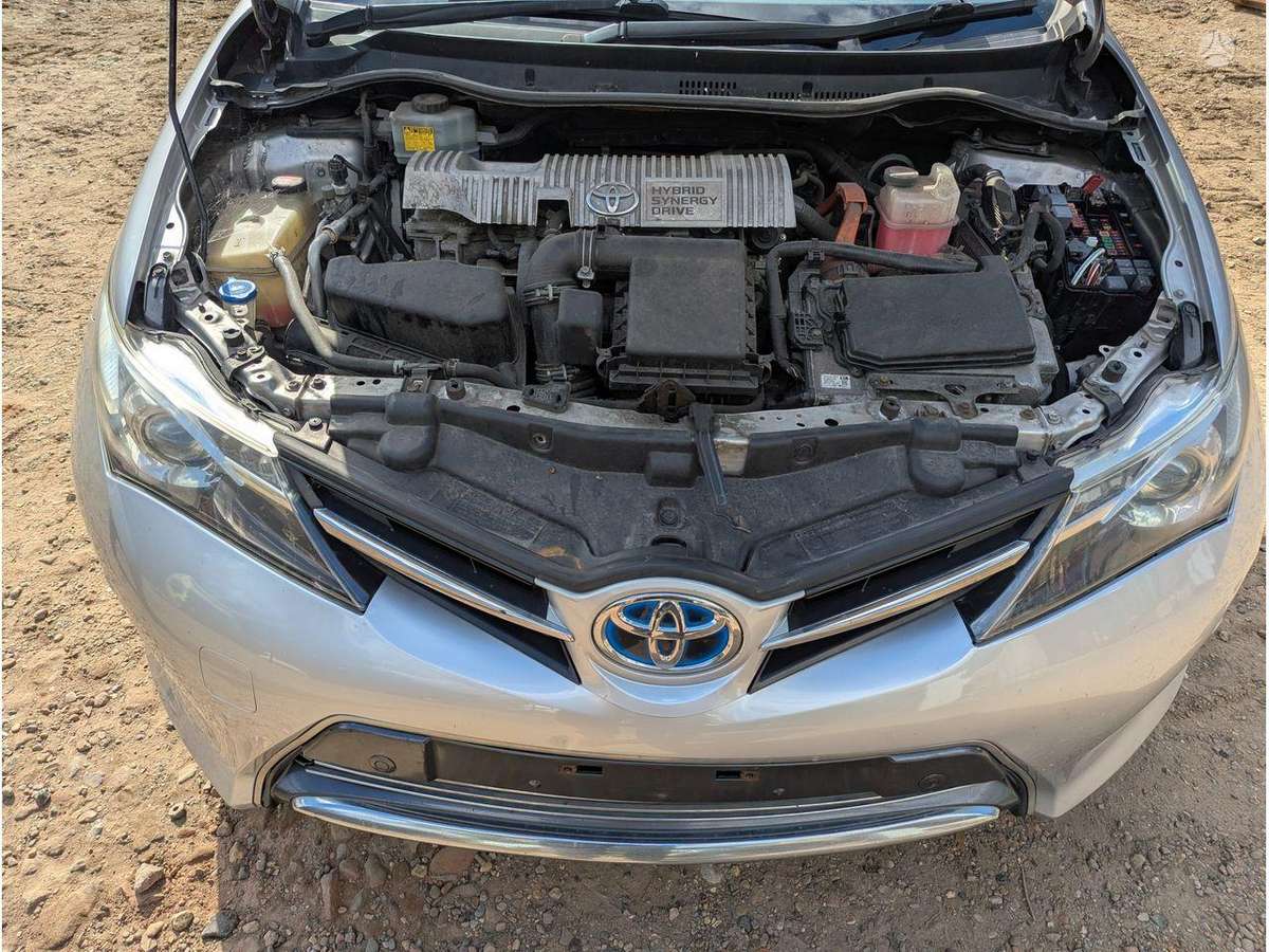 Toyota Auris variklis