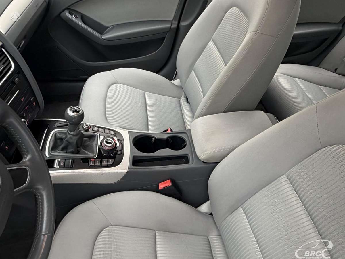 Audi A4, 2.0 l., Седан