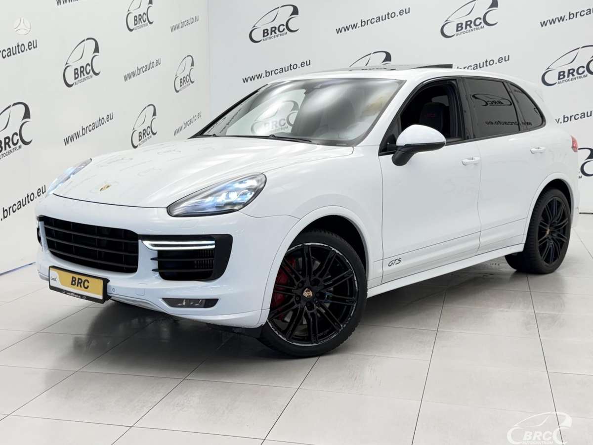 Porsche Cayenne - 1