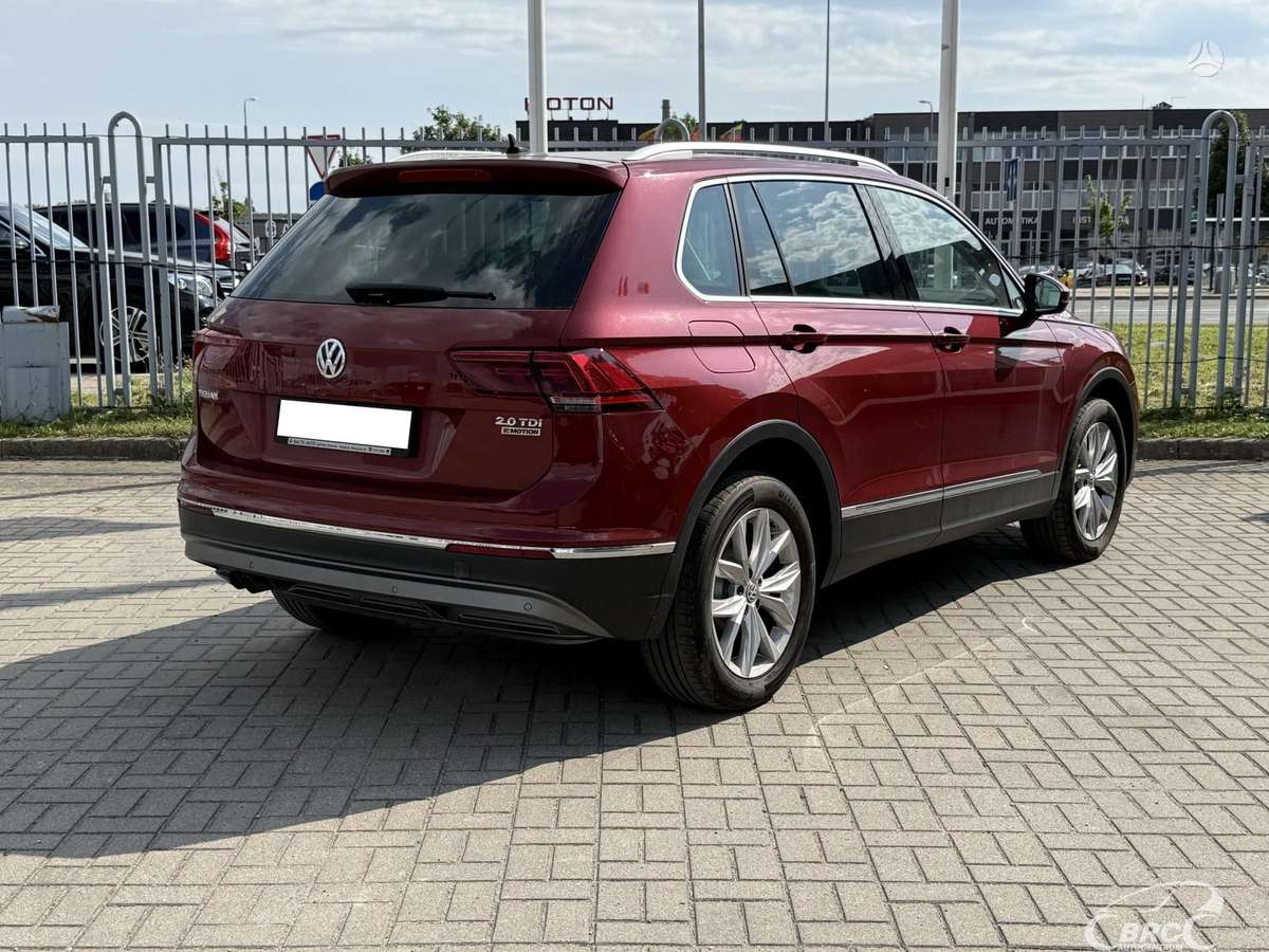 Volkswagen Tiguan - 3