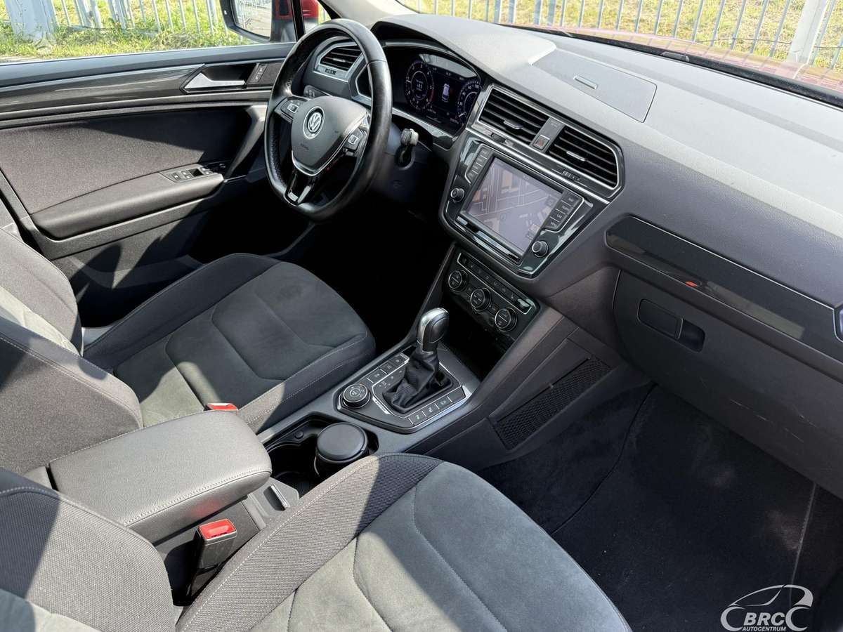 Volkswagen Tiguan - 5
