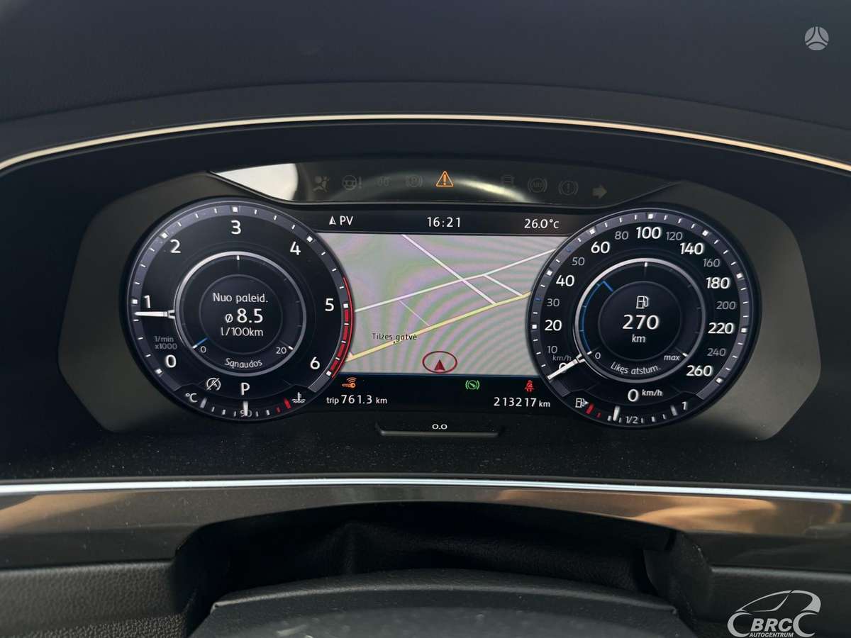 Volkswagen Tiguan - 12