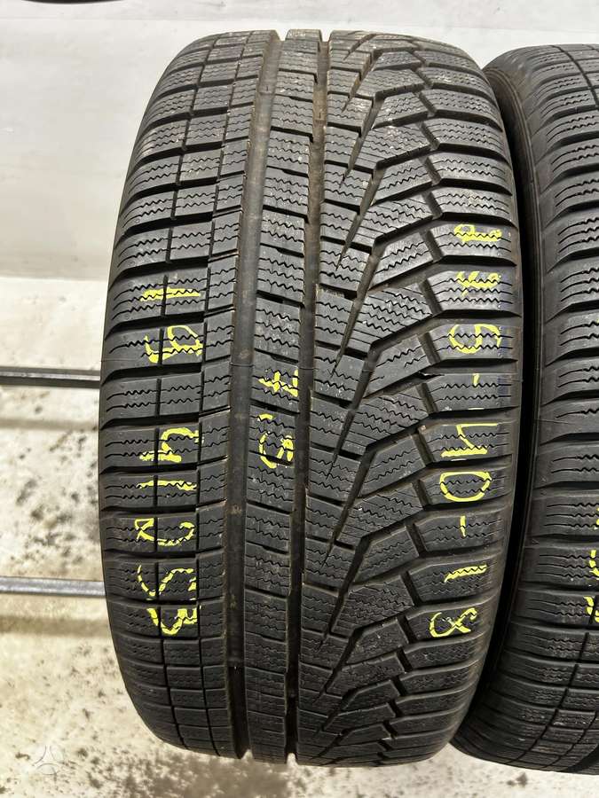 Hankook Winter Icept Evo 2, winter 225/40 R18