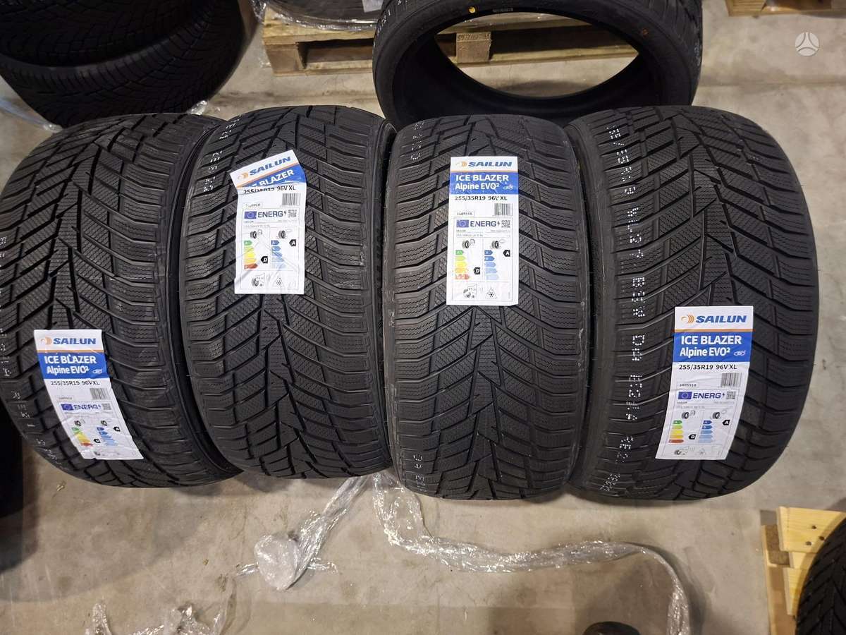 Sailun ALPINE EVO 2, winter 255/35 R19
