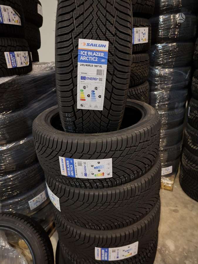 Sailun ARCTIC 2, winter 245/40 R19