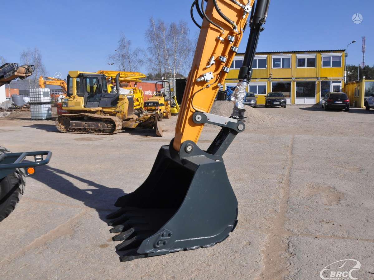 Hyundai HW180, excavator