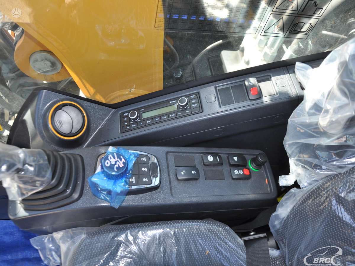 Hyundai HW180, excavator
