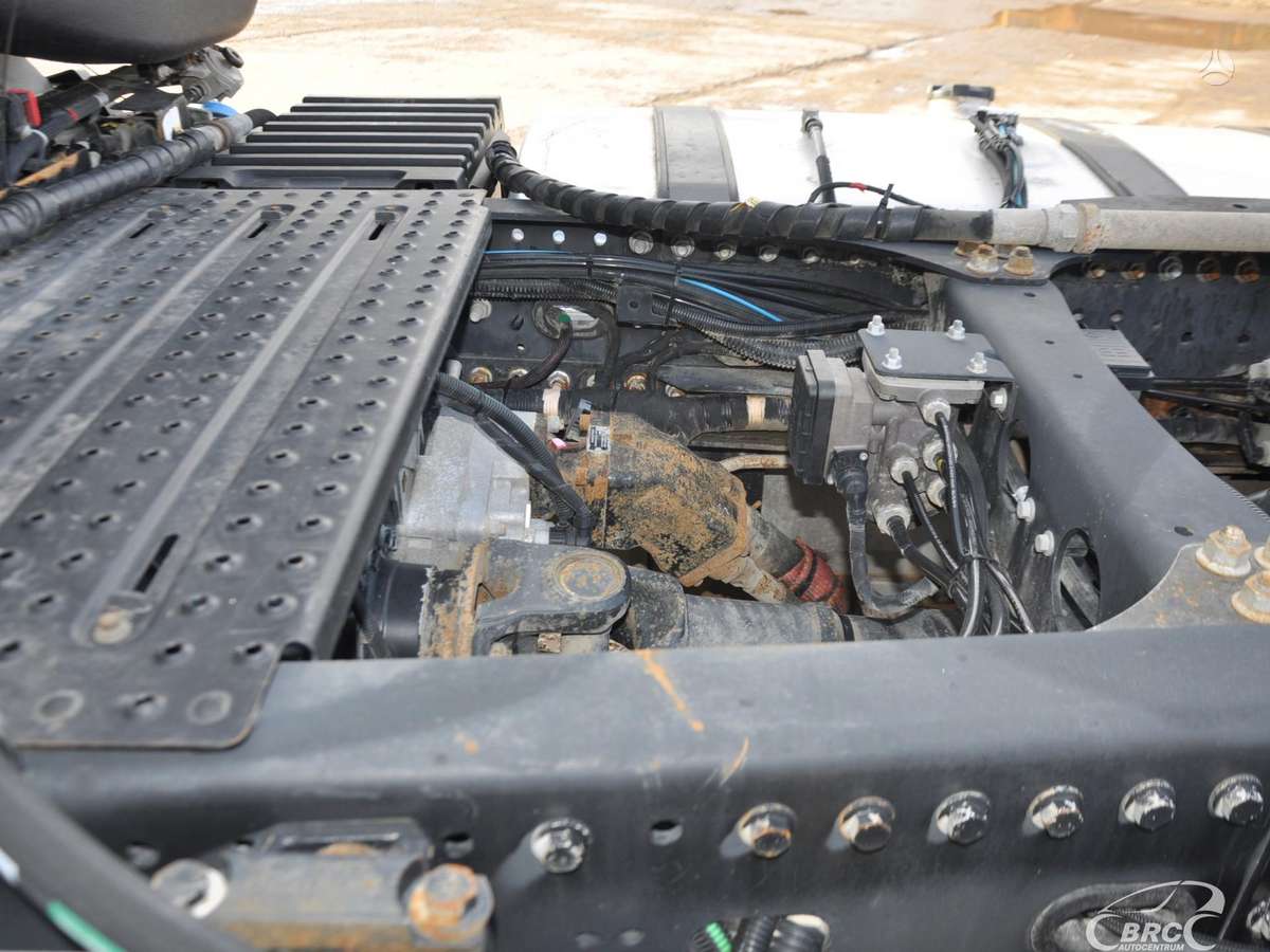 Ford F-MAX Hydraulic, double sleeper