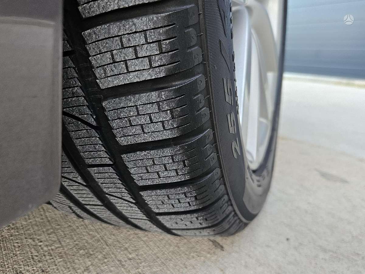 BMW 520, 2.0 l., Седан