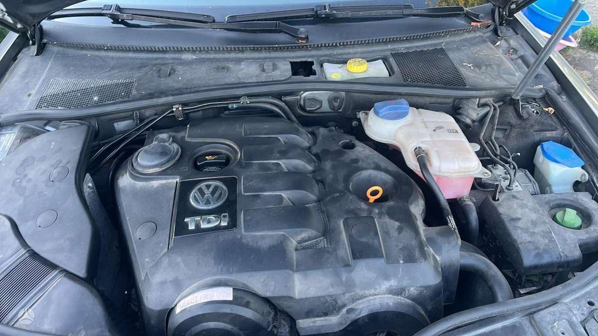 Volkswagen Passat по частям. Pigios dalys