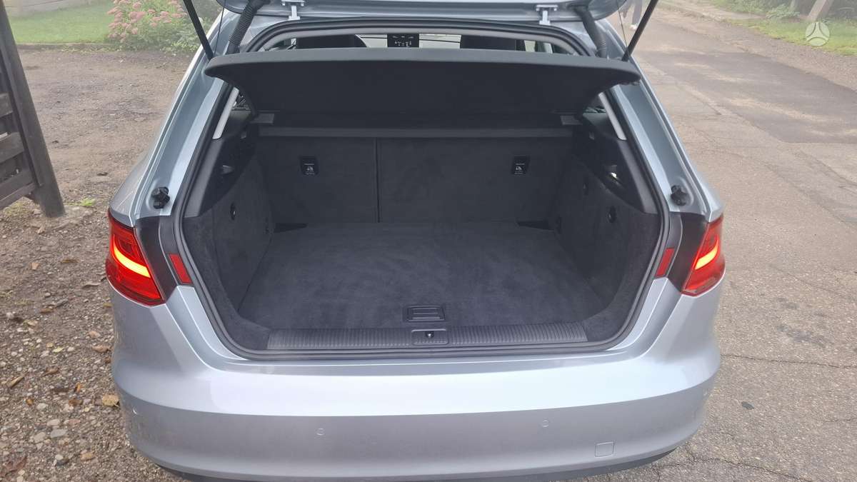 Audi A3, 1.4 l., hatchback