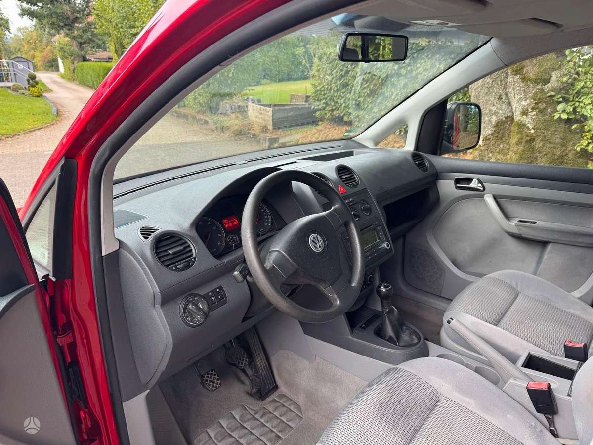 Volkswagen Caddy dalimis