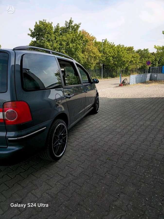 Volkswagen Sharan for parts