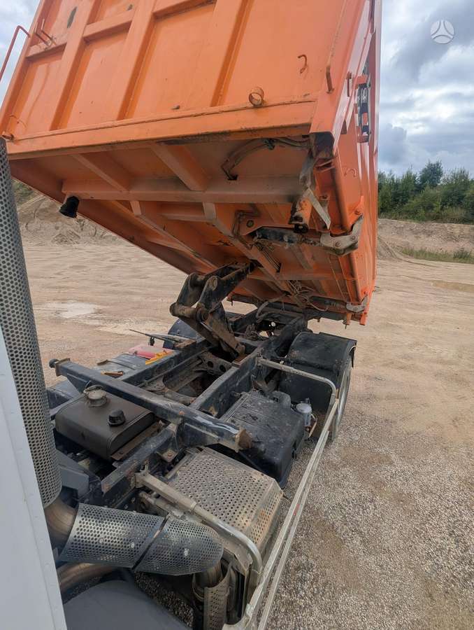 Mercedes-Benz AXOR, самосвалы
