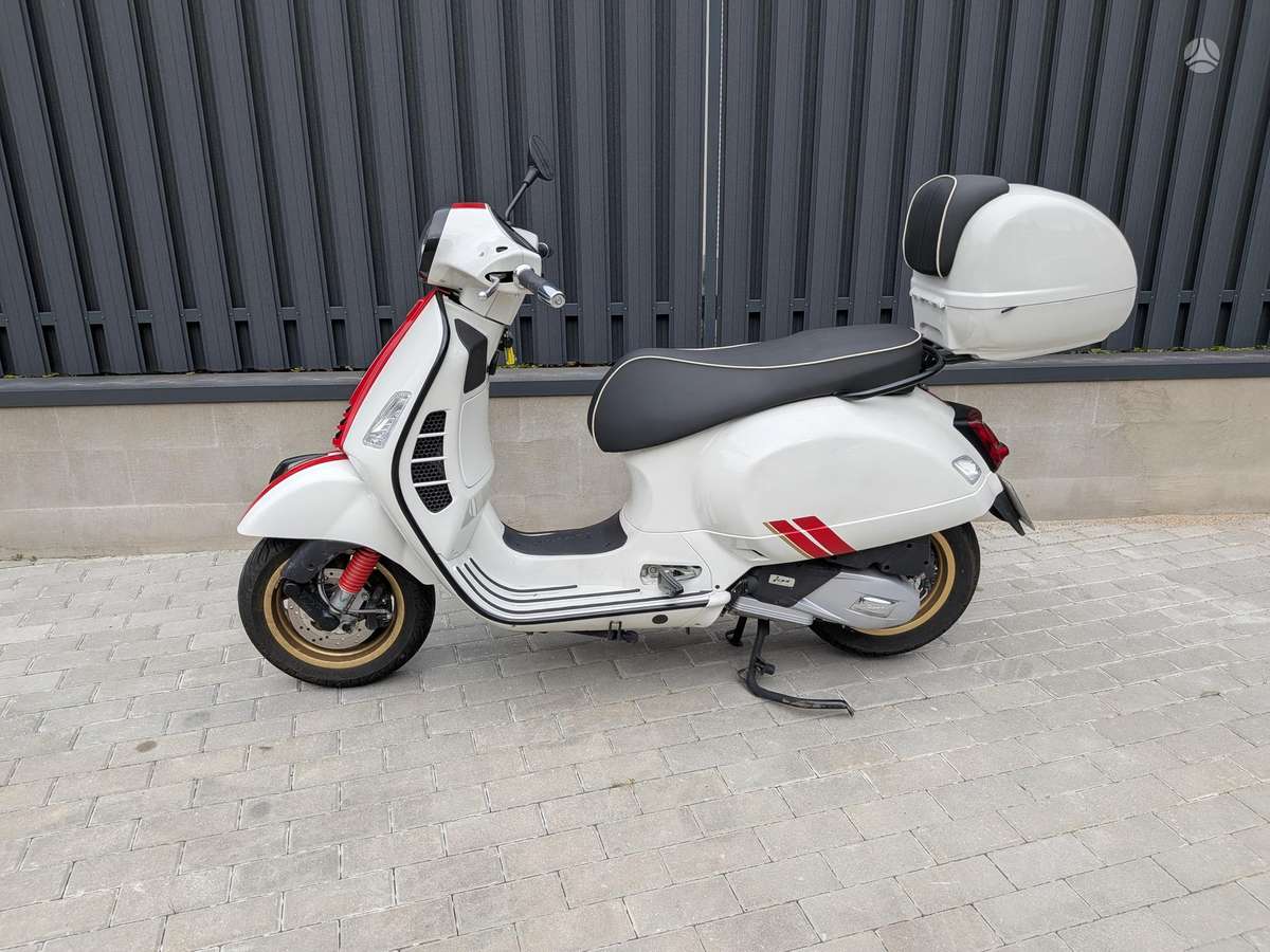 Piaggio Vespa 125cc, мотороллеры / мопеды