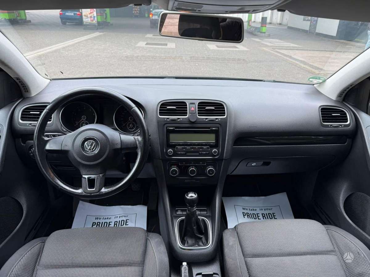 Volkswagen Golf for parts