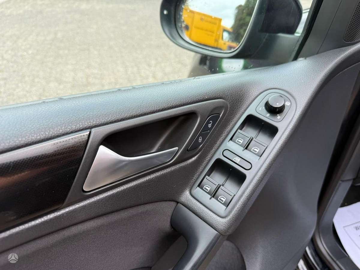 Volkswagen Golf по частям