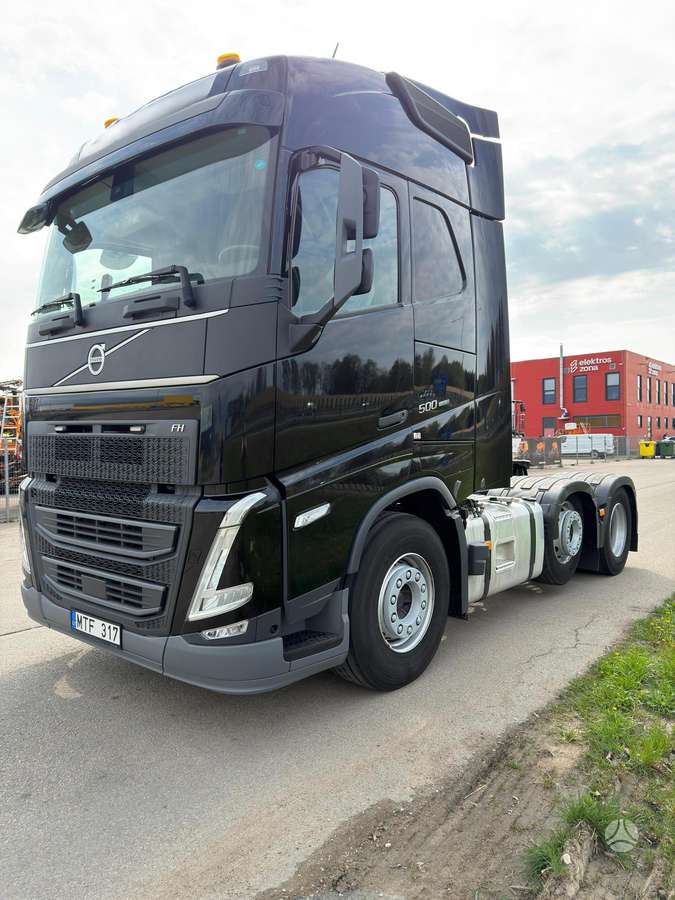 Volvo FH500, double sleeper