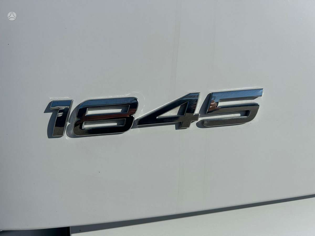Mercedes-Benz Actros 1845 retarder, single sleeper