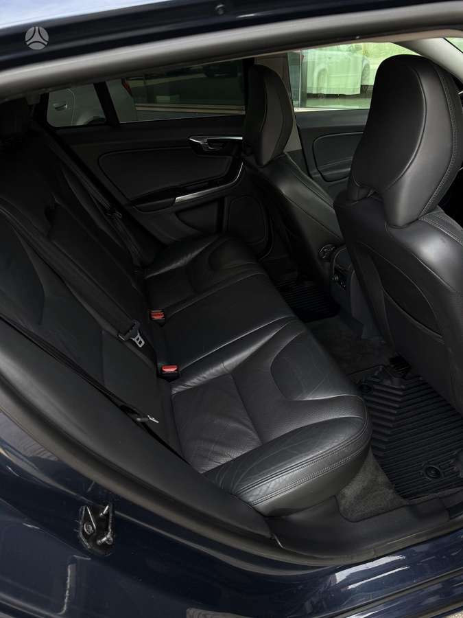 Volvo V60, 1.6 l., wagon