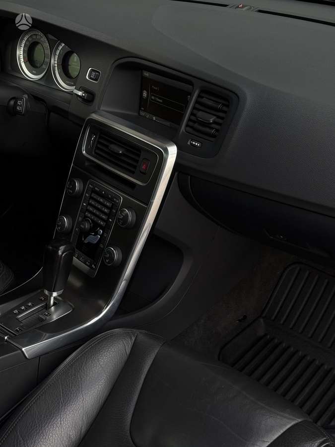 Volvo V60, 1.6 l., Универсал