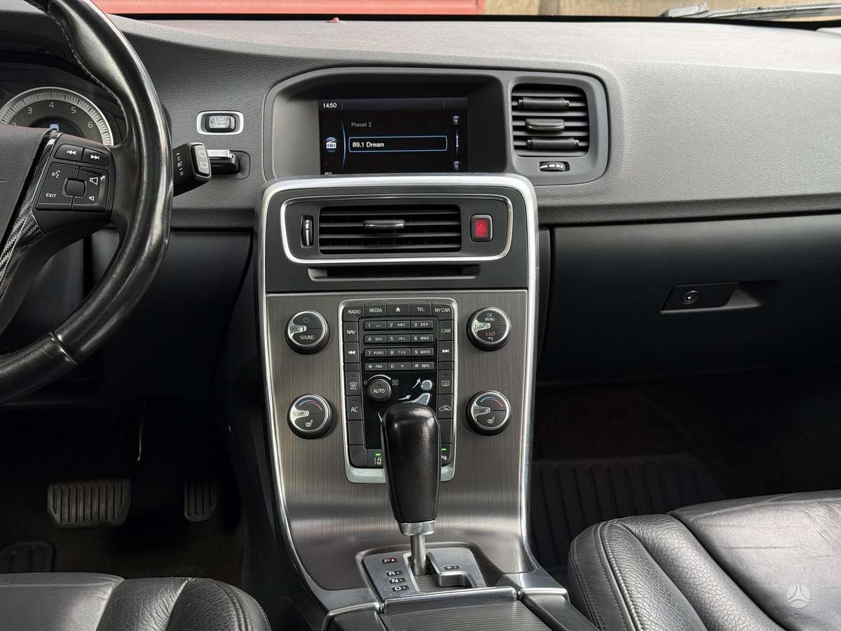 Volvo V60, 1.6 l., Универсал