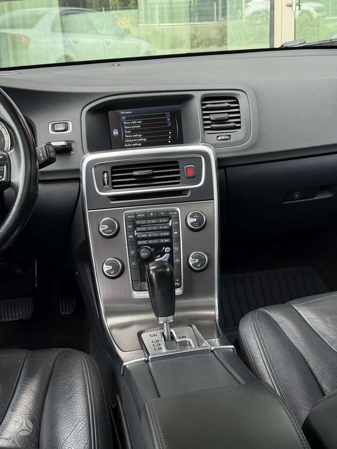 Volvo V60, 1.6 l., Универсал