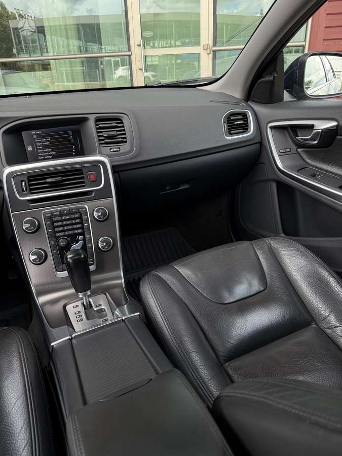 Volvo V60, 1.6 l., Универсал