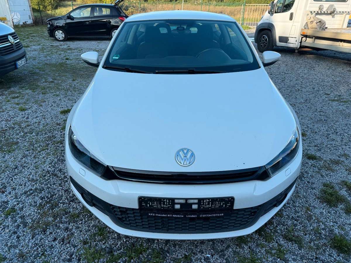 Volkswagen Scirocco dalimis