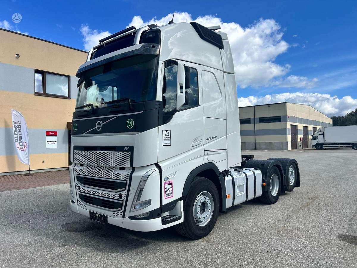 Volvo FH500, double sleeper