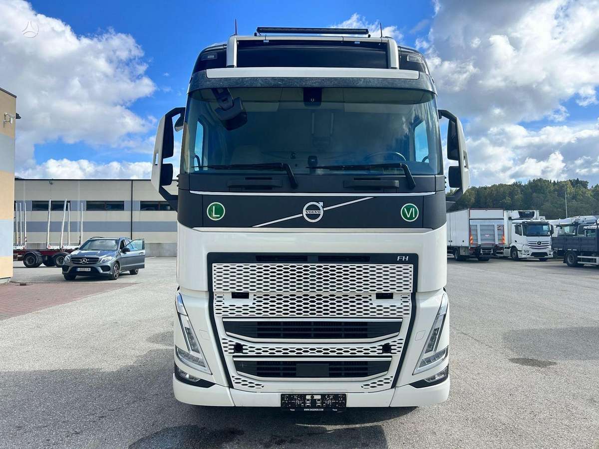 Volvo FH500, double sleeper