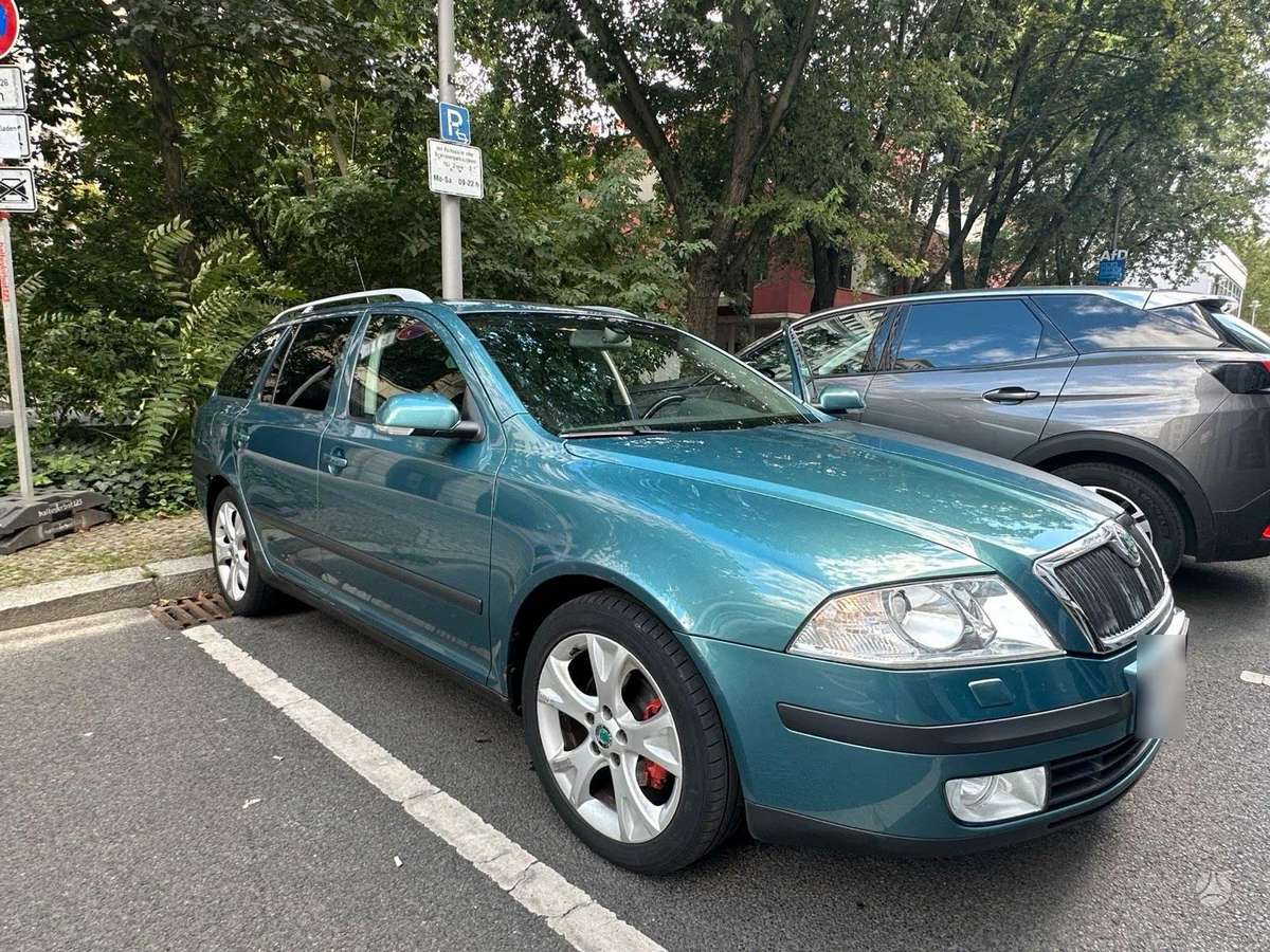 Skoda Octavia dalimis