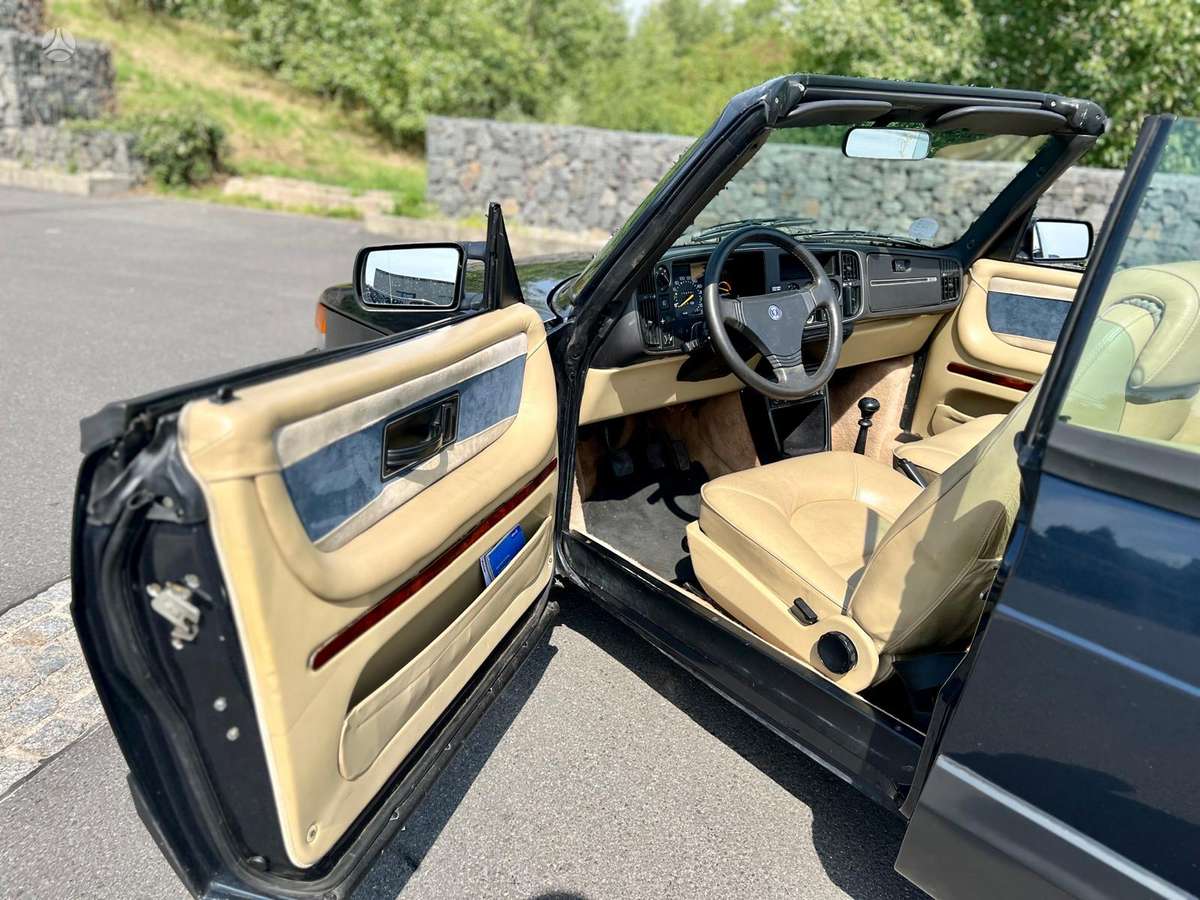 Saab 900, 2.0 l., convertible