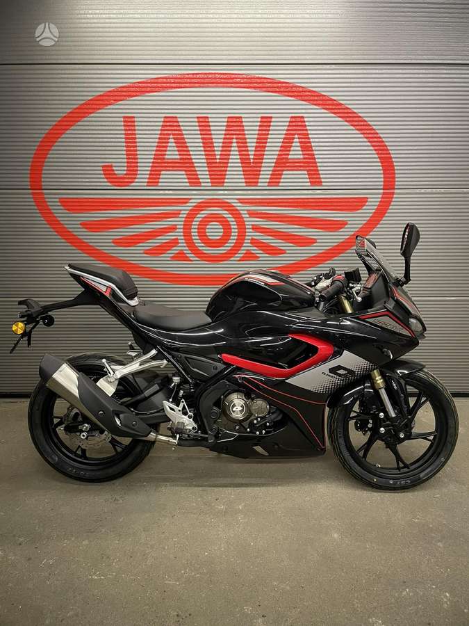 QJMOTOR SRK 125R 125cc, superbikes