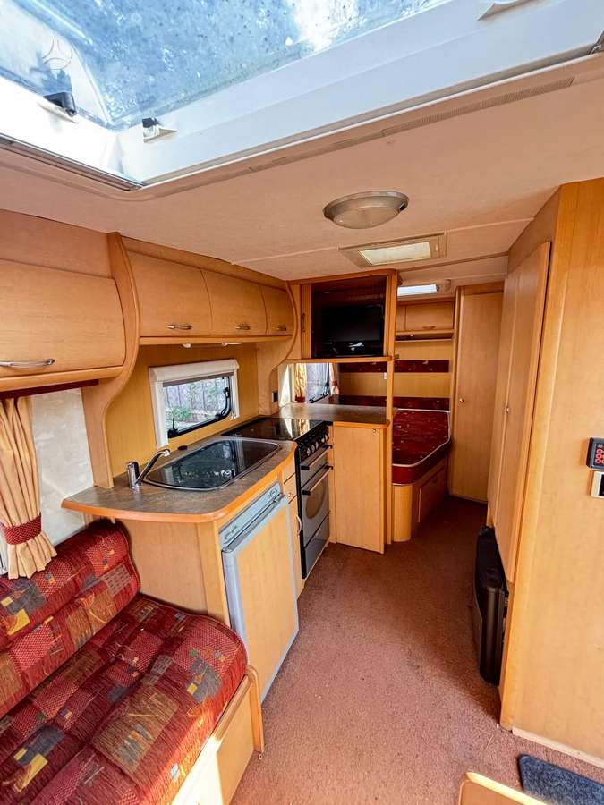 Abbey Aventura, caravans