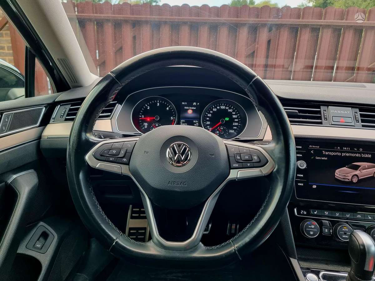 Volkswagen Passat, 2.0 l., Универсал