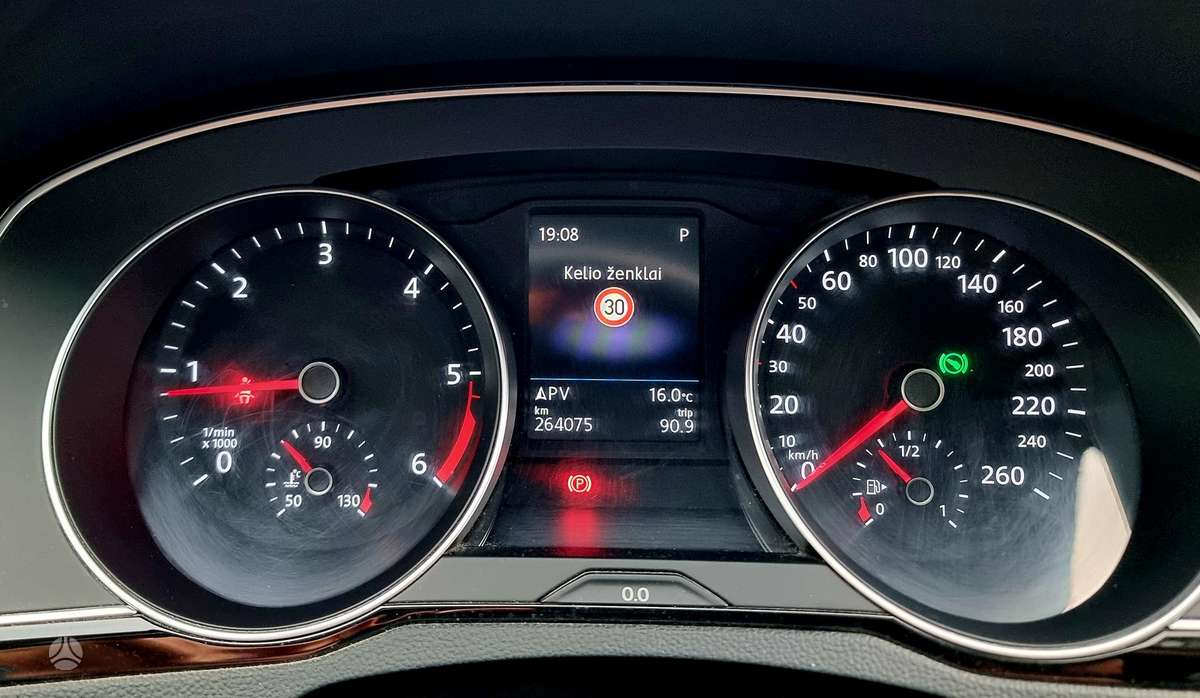 Volkswagen Passat, 2.0 l., Универсал
