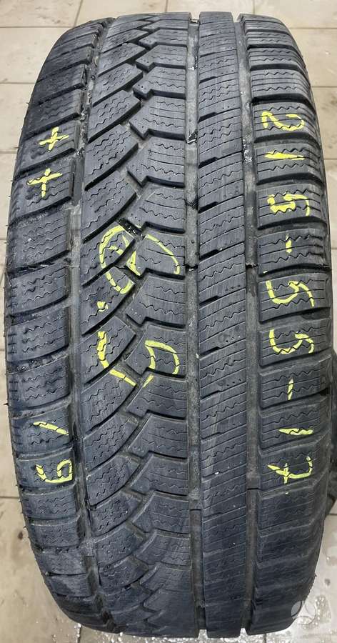 Sunfull SF-982, winter 215/55 R17