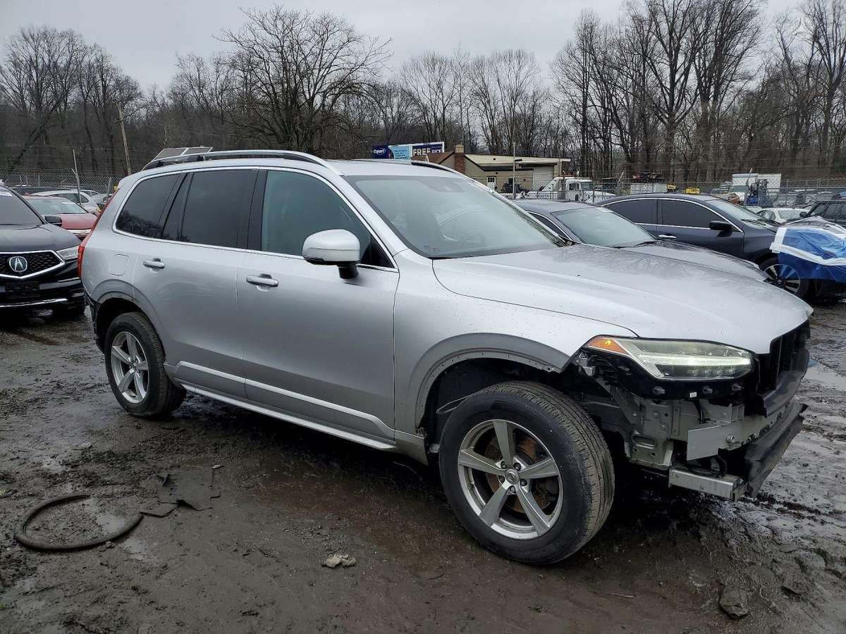 Volvo XC90, 2.0 l., off-road / crossover