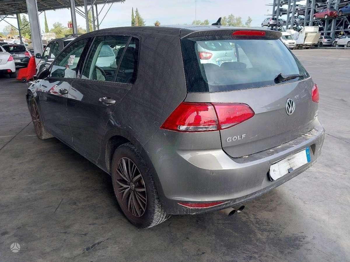 Volkswagen Golf по частям